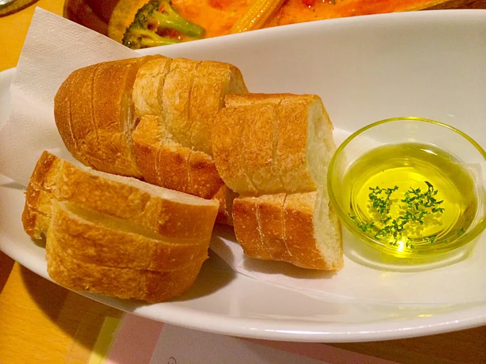 Baguette with Olive Oil|なるさんさん