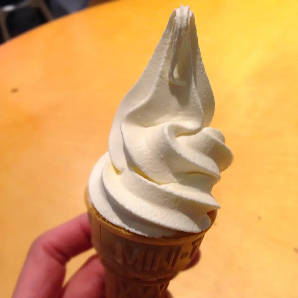 IKEAのソフトクリーム|純さん