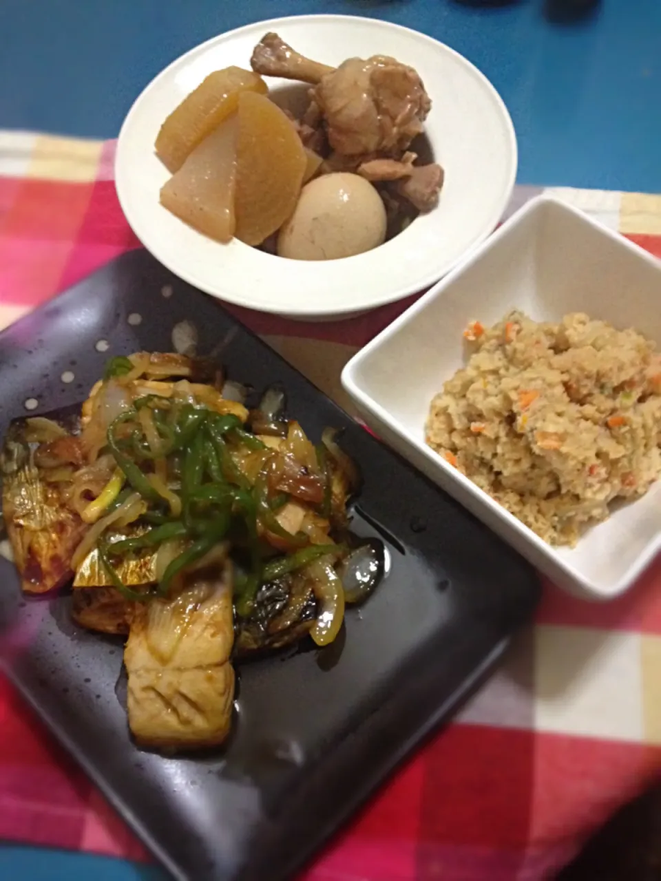 鯖の照り焼き、手羽元と煮玉子のこってり煮、おからの炒り煮♡|ako.さん