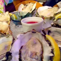 Snapdishの料理写真:Fresh oyster|do dyuさん