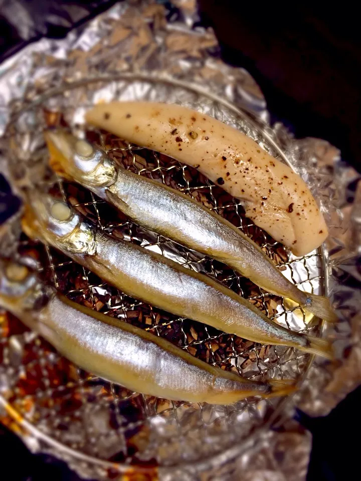 ししゃもと鶏ささみの燻製|ｆｊさん