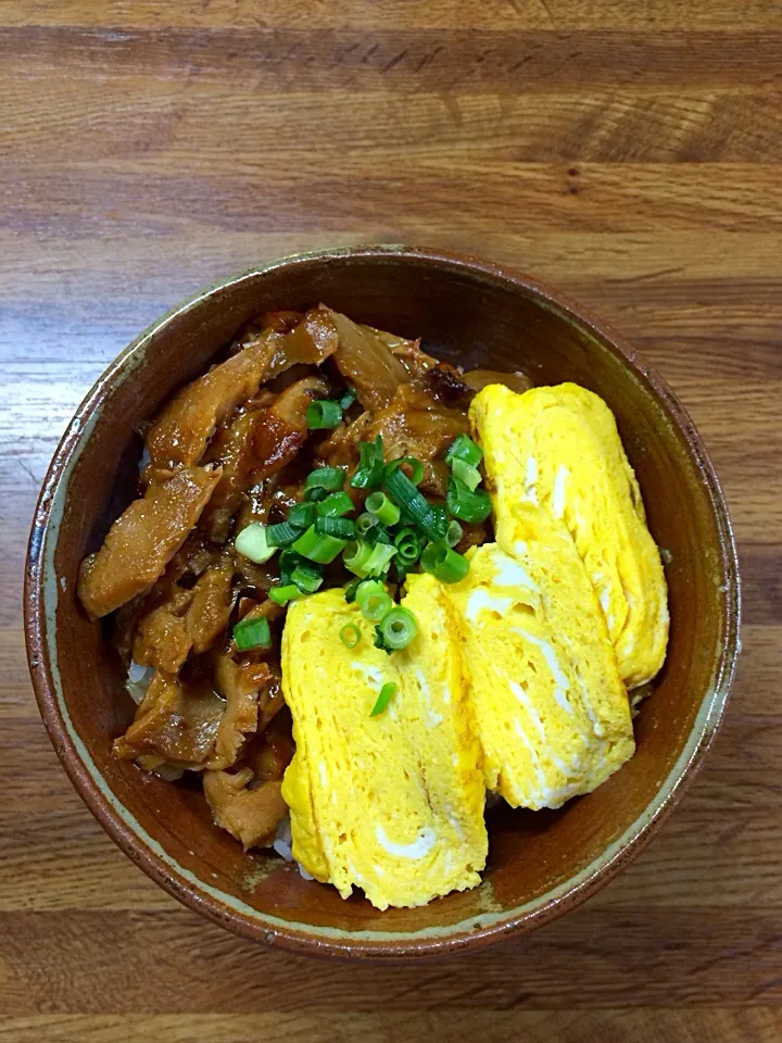 鶏肉照焼き出し巻き卵丼|yuyusuzuさん