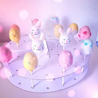 Snapdishの料理写真:Easter cake pops|ayakin skywalkerさん