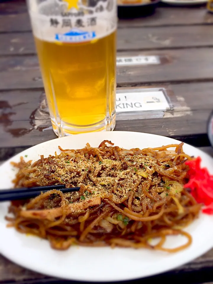 静岡麦酒と富士宮焼きそば|マチママさん