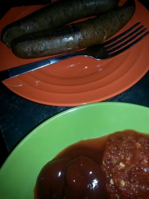 faux sausages with ketchup and paste.|Polly Gelfusoさん