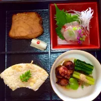 Snapdishの料理写真:松花堂縁高弁当|RioKaさん