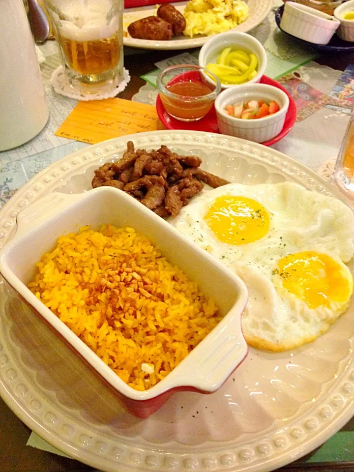 Snapdishの料理写真:Tocino with Rosemary Rice and Sunny Side Up Eggs|Rockwell Leeさん