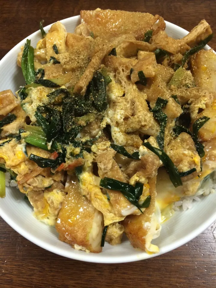 あげとさつま揚げの玉子とじ丼|アクちゃんさん