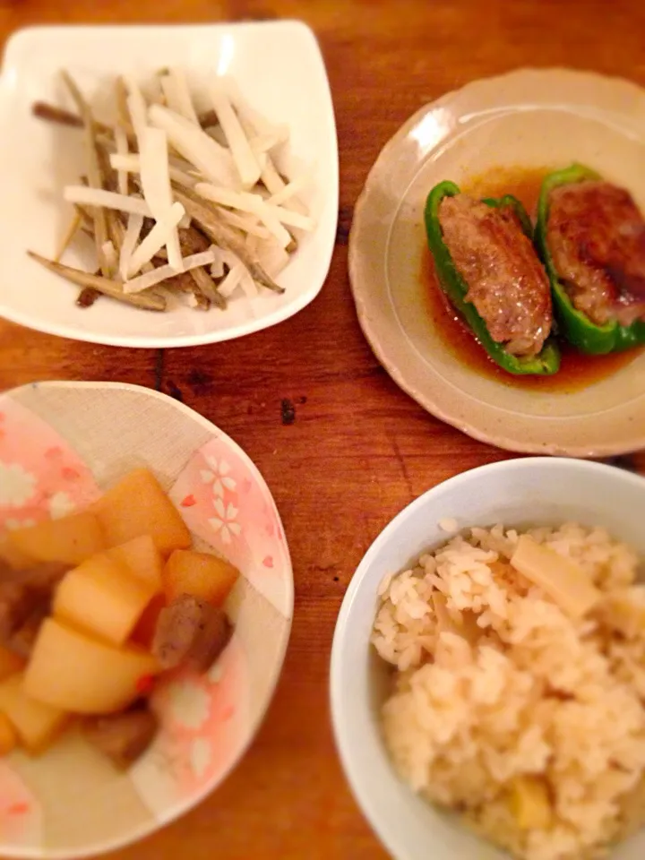 牛蒡と大根のサラダ、肉詰めピーマン、大根とこんにゃくの煮物|カオリンさん