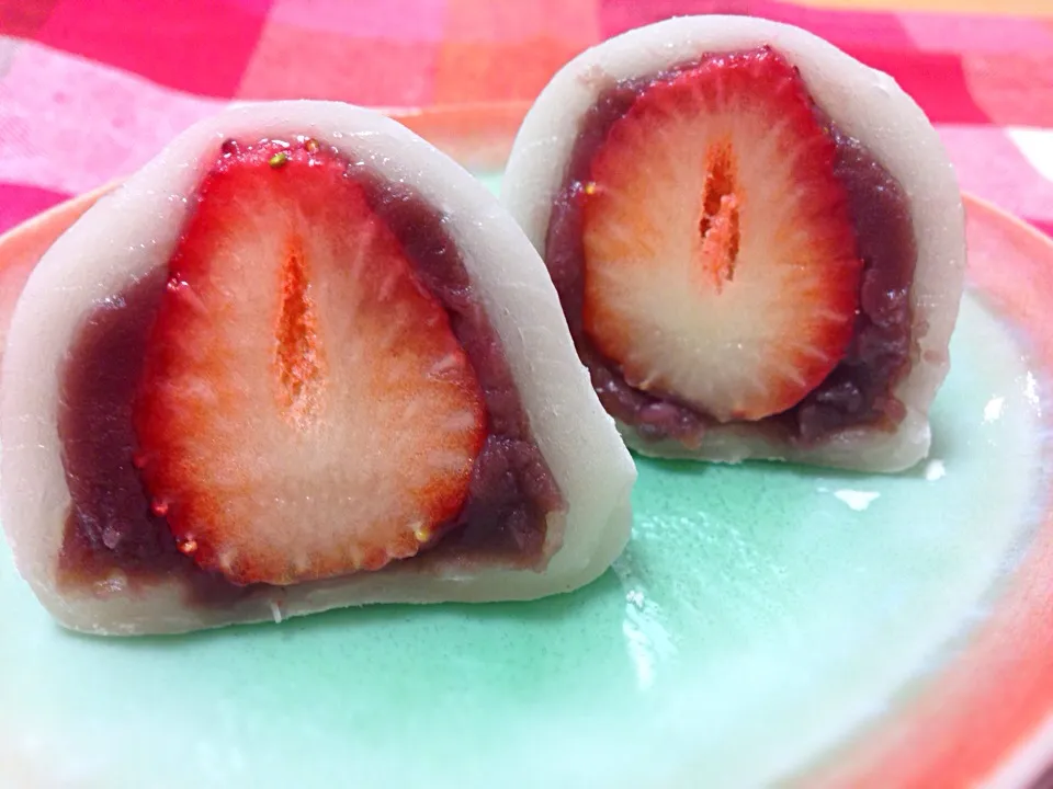 Dessert! Strawberry Daifuku from Akebono|Allyさん