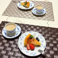 Snapdishの料理写真:お夜食ブルーベリーチーズケーキ|エリさん