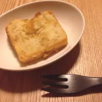 Snapdishの料理写真:柚子はちみつ漬けジャムのケーキ|crieさん