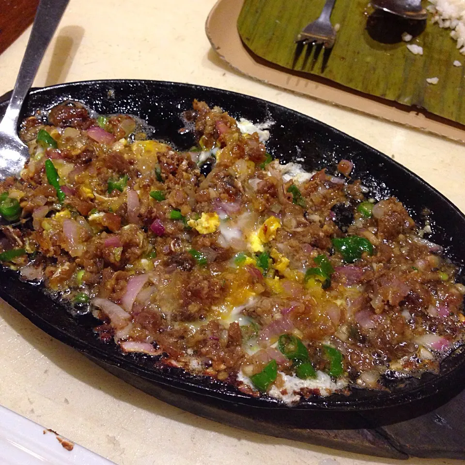 Pork sisig with egg|maixx ใหม่さん