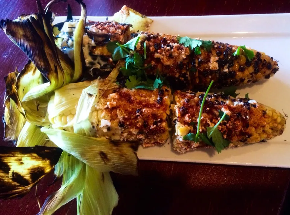 Snapdishの料理写真:Elote Man Corn (Roasted Corn) from Amor y Tacos|sooprcoolchicaさん