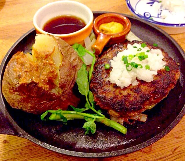 Hamburg Steak with Grated Raddish & Soy Sauce|Liezlさん