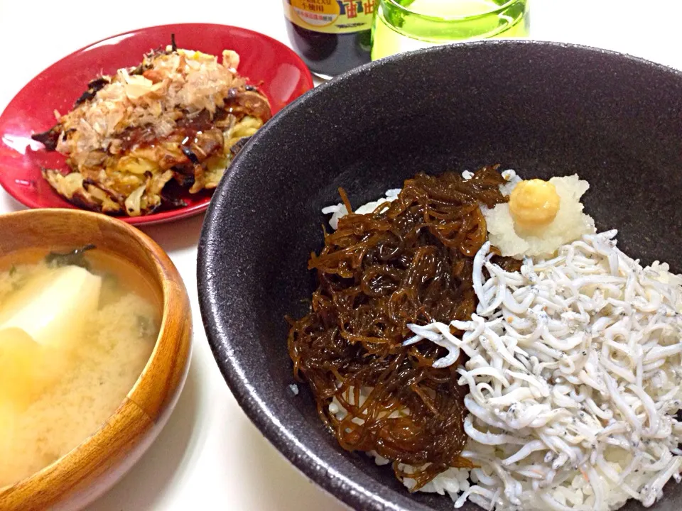 生もずくとしらす丼と柚子豆腐の味噌汁(>_<)|Shinpei Yamaokaさん