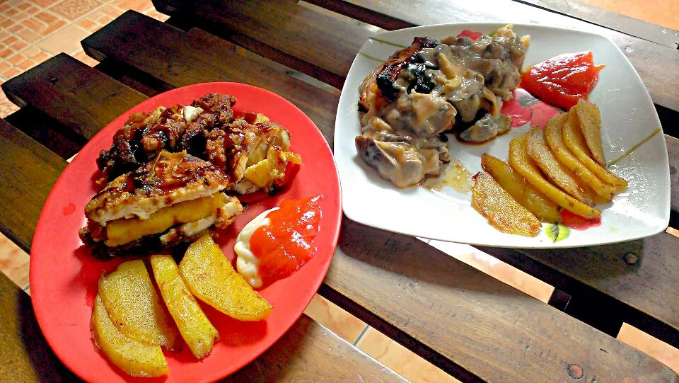 Chicken cheese with teriyaki sauce and chicken steak with mushrooms sauce..|Yuristyo Ardiantoさん