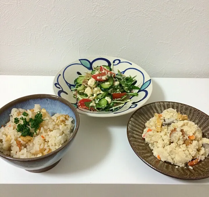 桜海老と油揚げの炊き込みご飯、豆腐サラダ、卯の花|KUBOTTTTTIさん