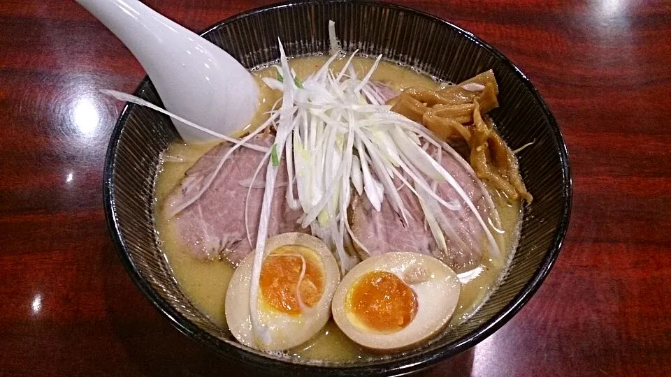 お初です。 味噌チャーシュー麺 @秋葉原|THE SUNSEAさん