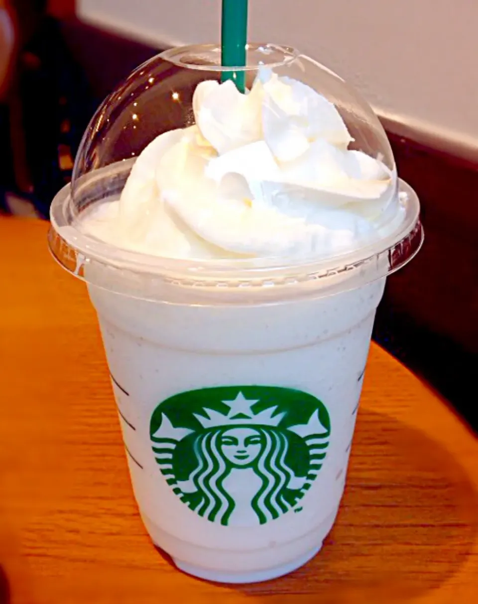 Vanilla Frappuccino Blended Cream|Liezlさん