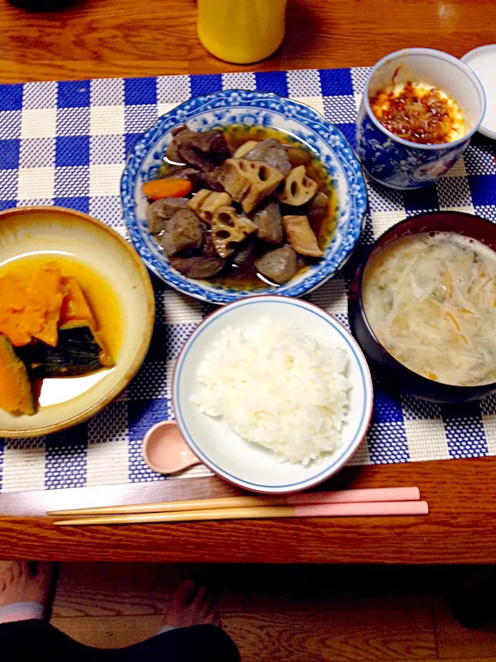 筑前煮、かぼちゃの煮物、味噌汁、手作り豆腐|クロエさん