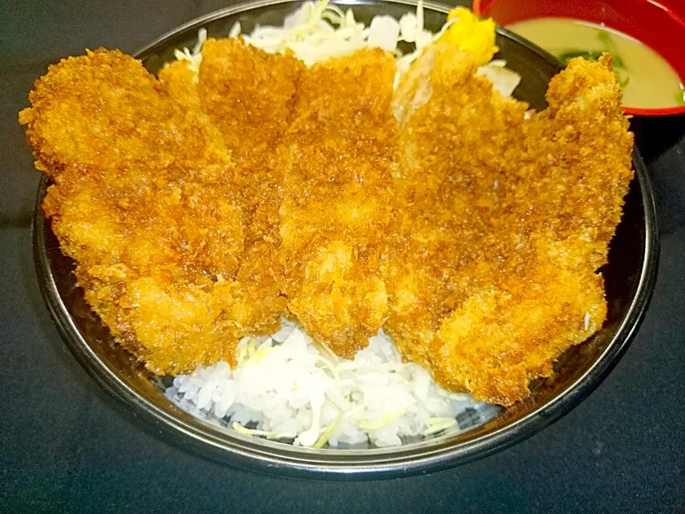 市役所 タレカツ丼|かなえさん