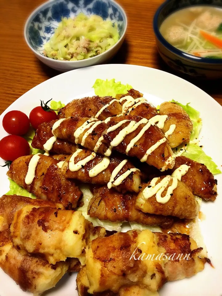 とみくみさんの料理 たまちゃんの💕肉巻きマッシュポテト  〜カレーケチャップ味〜  甘辛味で作ったよ(^-^)/|かまさん