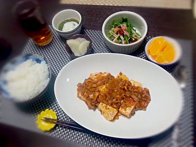 麻婆豆腐
水菜と大根の豆サラダ
とろろめかぶ
大根のべったら漬け
はっさく|rinkoさん