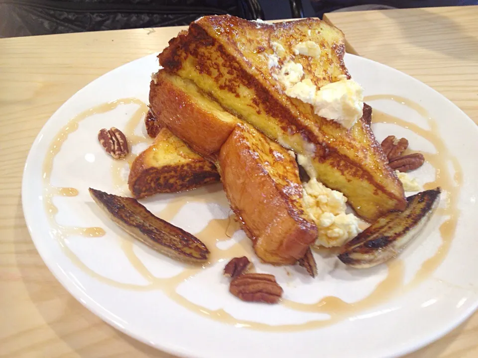 Snapdishの料理写真:French toast w. Banana|(=^x^=)さん