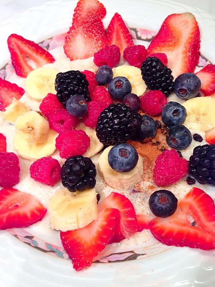 Oatmeal breakfast ( fruit madly 😄)|Allissa Zhaoさん