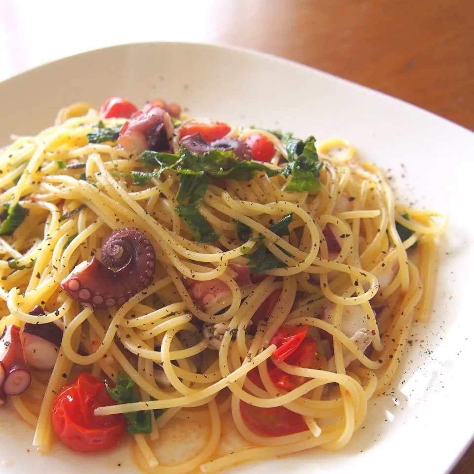 タコとトマトのアンチョビパスタ|らいちさん