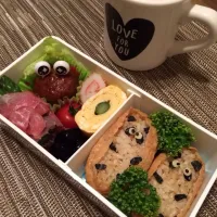 Snapdishの料理写真:熊科の弁当。|坂本志穂さん