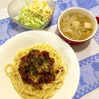 Snapdishの料理写真:ミートソースパスタ☆|みよこさん