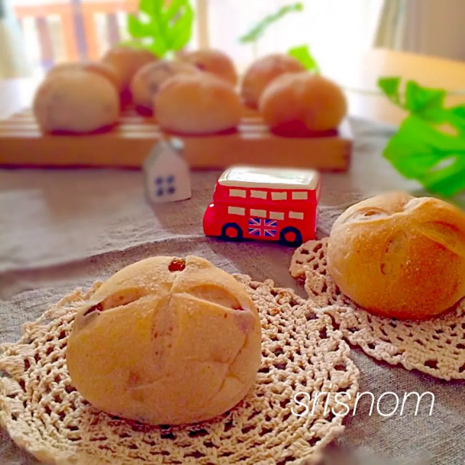 ともちゃんの クランベリーとクリチのソフトパン♪|なおさん