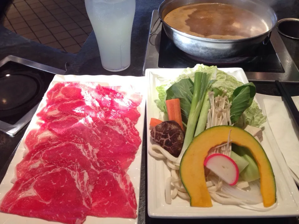 Shabu Fondue with Spicy Miso soup. It's hot !!!|たけうちさん