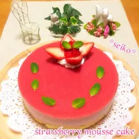 Snapdishの料理写真:今日のおやつ💕苺のムースケーキ🍓