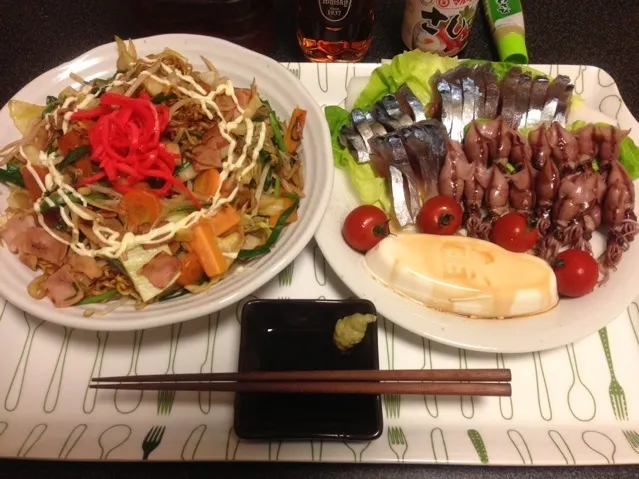 野菜たっぷりソース焼きそば、しめ鯖、ホタルイカ、男奴、ミニトマト🍅！ ৎ꒰ ¯ิ̑﹃ ¯ิ̑๑꒱ુ ୭✨|サソリさん