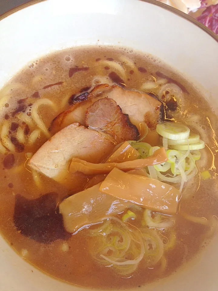 魚香醤油鷄白湯拉麺|抱大飯店さん