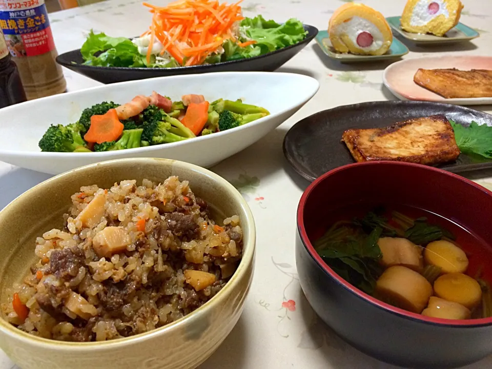 たけのこと牛肉の炊き込みご飯メニュー❤️|makoさん