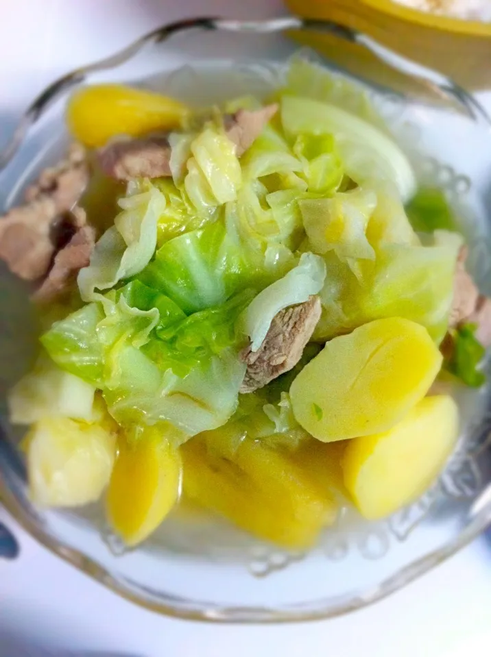 Snapdishの料理写真:nilagang baboy!|Ruby Barrera Lacbu-Manguneさん