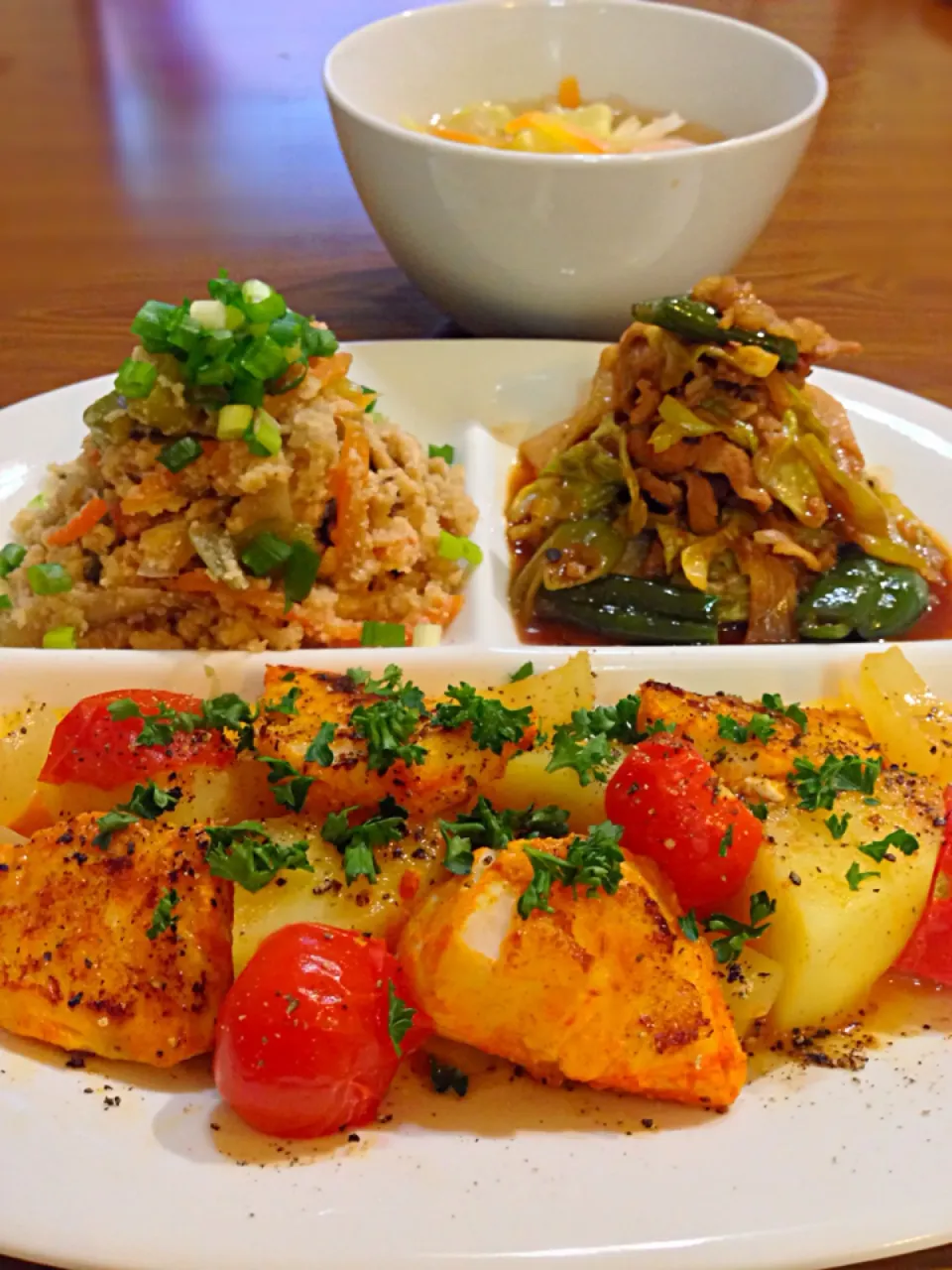 ⭐️鱈とじゃがいものスパイス蒸し ⭐️回鍋肉 ⭐️卯の花 ⭐️野菜たっぷりコンソメスープ|よっちぃさん