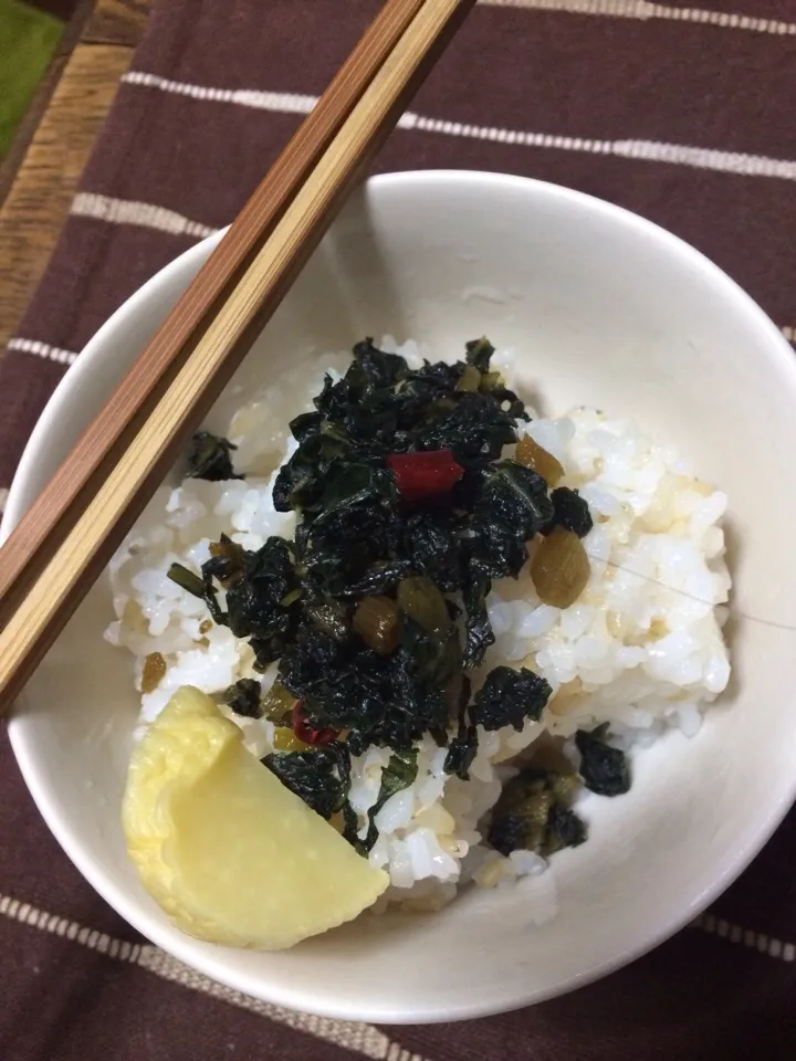 Snapdishの料理写真:蕗の葉の佃煮|saccoさん