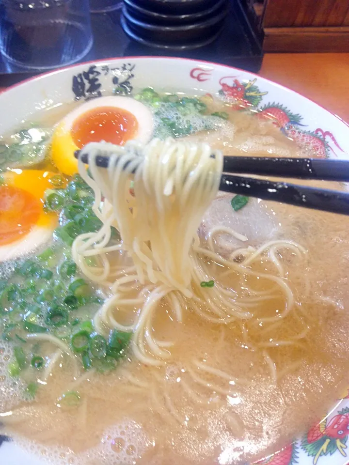 九州ラーメン総選挙1位|ヒロキさん