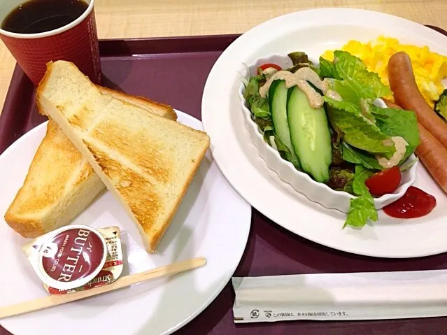 朝餉。洋朝食@羽田空港|Ozzyさん