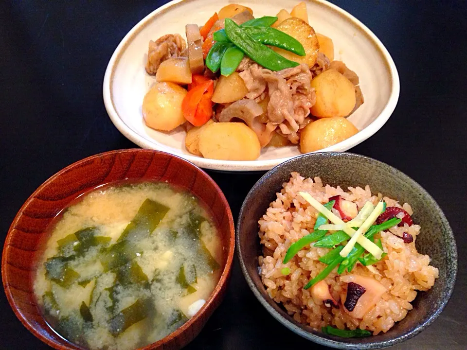 たこの炊き込みご飯 豚と根野菜の煮転がし お豆腐のお味噌汁|LICCaさん