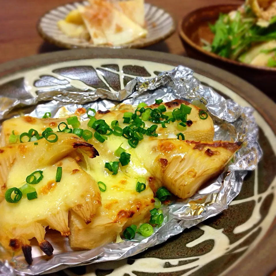 naocoさんの筍の醤油麹漬けチーズ焼き|まるさん