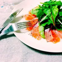 Snapdishの料理写真:サーモンのカルパッチョ|emi_s_さん