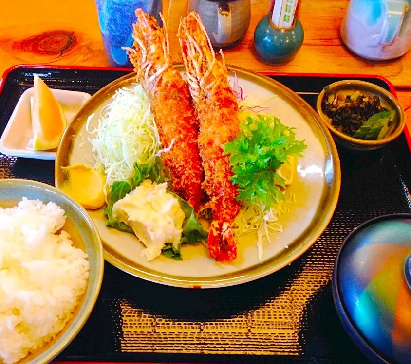 大海老フライ定食|居酒屋地蔵屋の大将さん