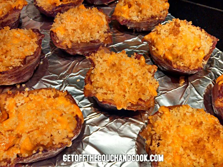 Mac & Cheese-stuffed Bacon Cups|Sashi Steinerさん