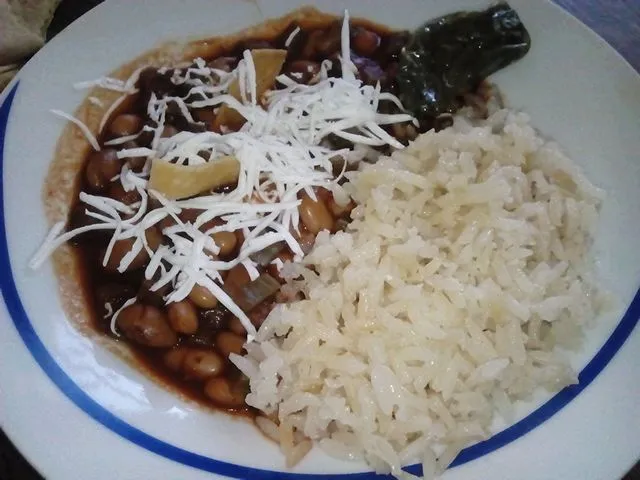 nopales con frijol y arroz blanco|Javier Rdz.さん